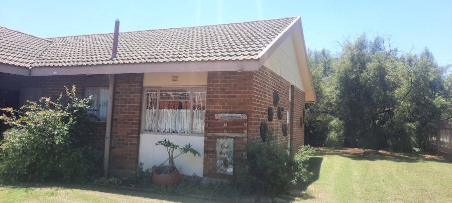 3 Bedroom Property for Sale in Odendaalsrus Free State